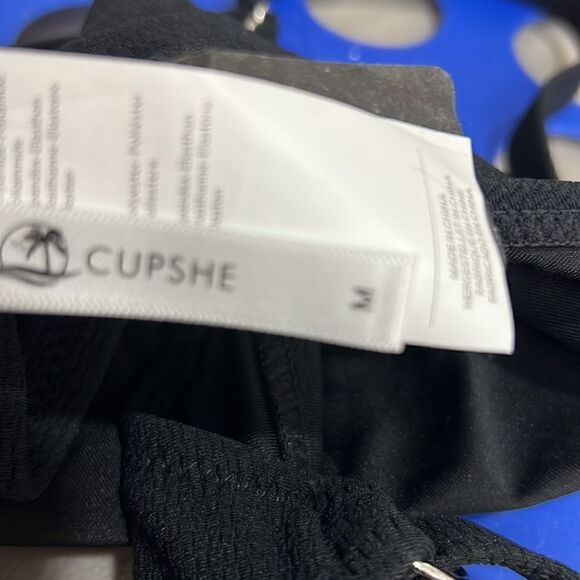 Cupshe Black Bikini top size Medium NWT - Picture 9 of 11